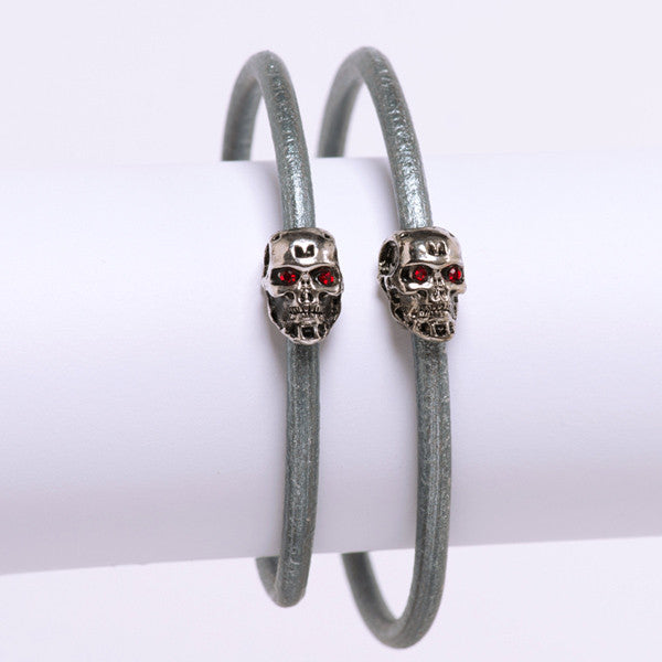 Skull Bracelet: Grey Leather